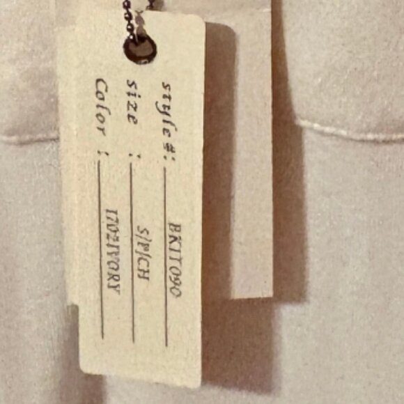 CUPIO Long Sleeve V-neck Asymmetrical Shirt - Picture 6 of 6